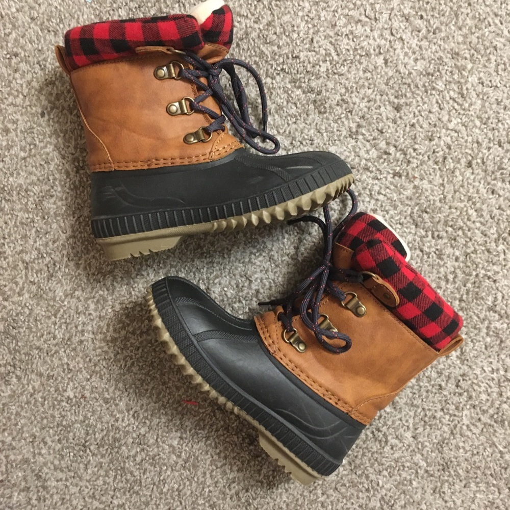 EUC gap kids duck boots size 10/11.